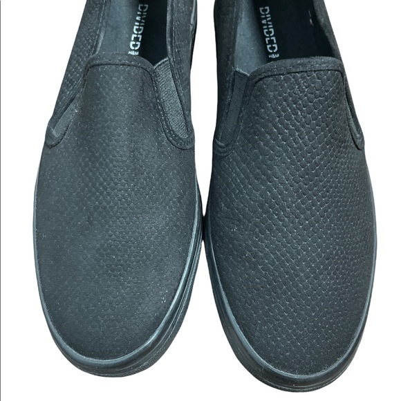 H&M Divided Black Slip on Sneakers Shoes size 39 - Picture 6 of 7